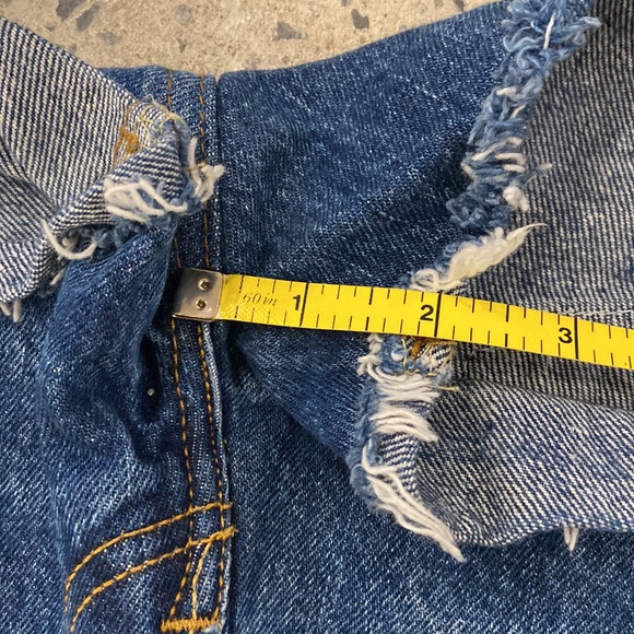Levi’s Jeans Short - Picture 6 of 6